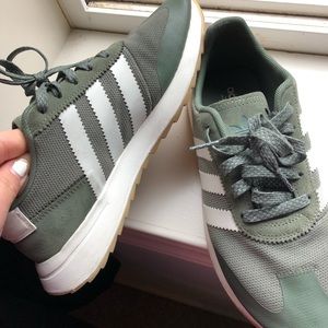 Army green casual Adidas sneaker